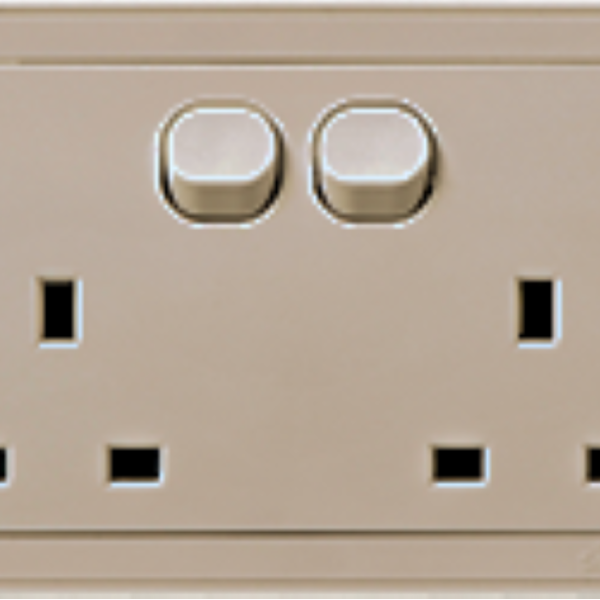 Bộ ổ cắm đôi kiêu Anh 13A + 2 công tắc tròn (Champagne) E6 724583-46