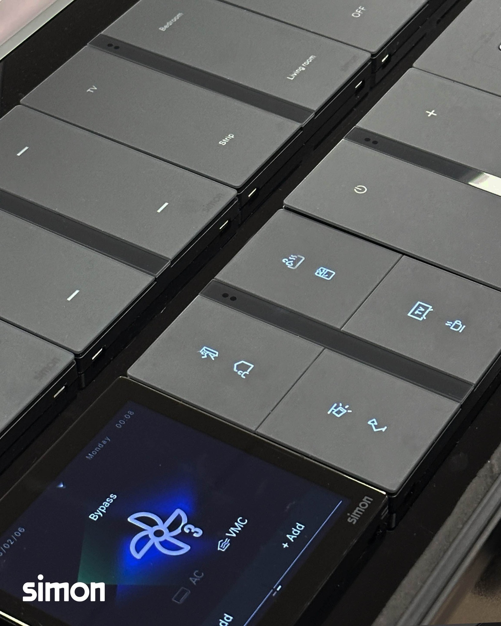 phân phối thiết bị điện Simon tại Hà Nội